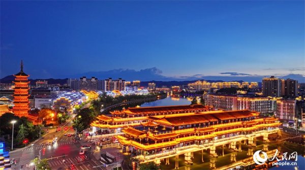 盈丰财富 江西石城：“夜游经济”激发消费活力